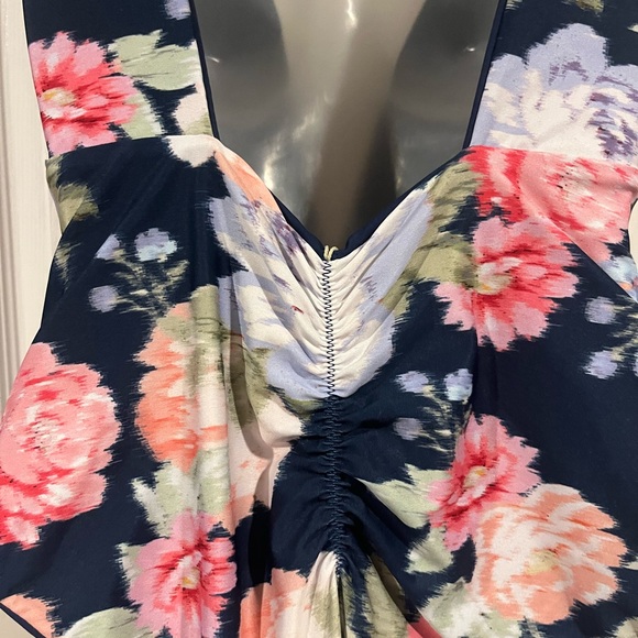 Maaji Swim Faena Floral One Piece - Picture 4 of 10